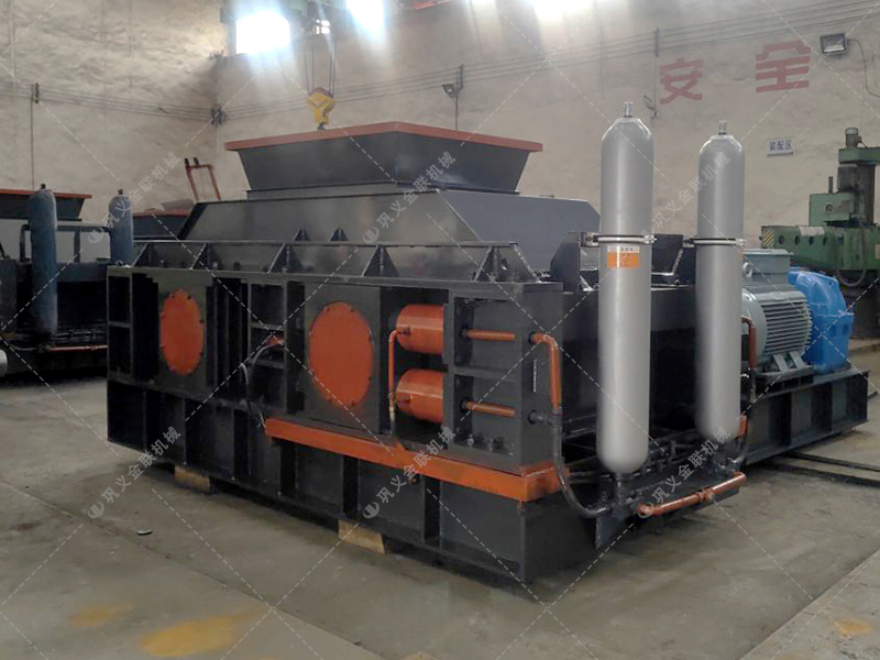 如何選擇對(duì)輥制砂機(jī)的生產(chǎn)廠家？