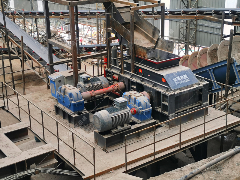 礦用液壓對輥制砂機如何實現砂石細碎與高產雙提升？